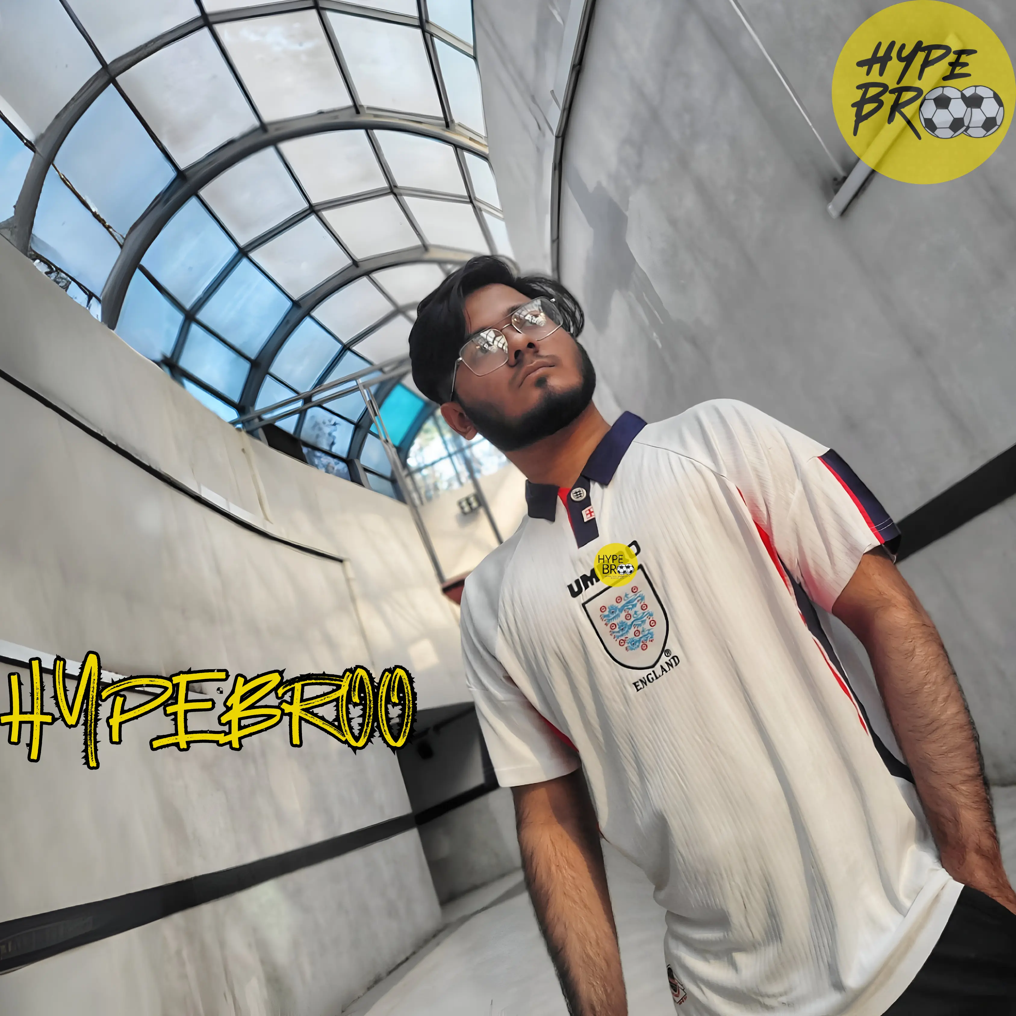 England 1998 home jersey front view half sleeve with Umbro design