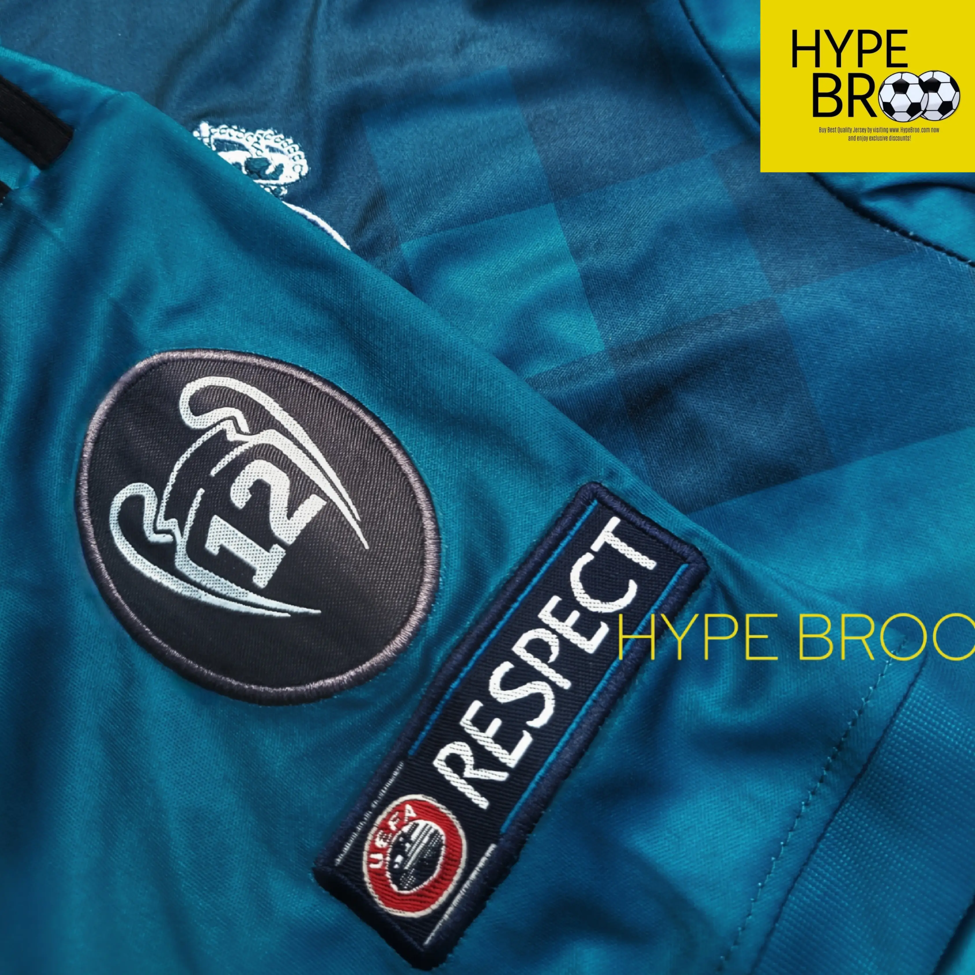 Real Madrid 2017-18 third jersey with 12th Champions League patch and Respect patch