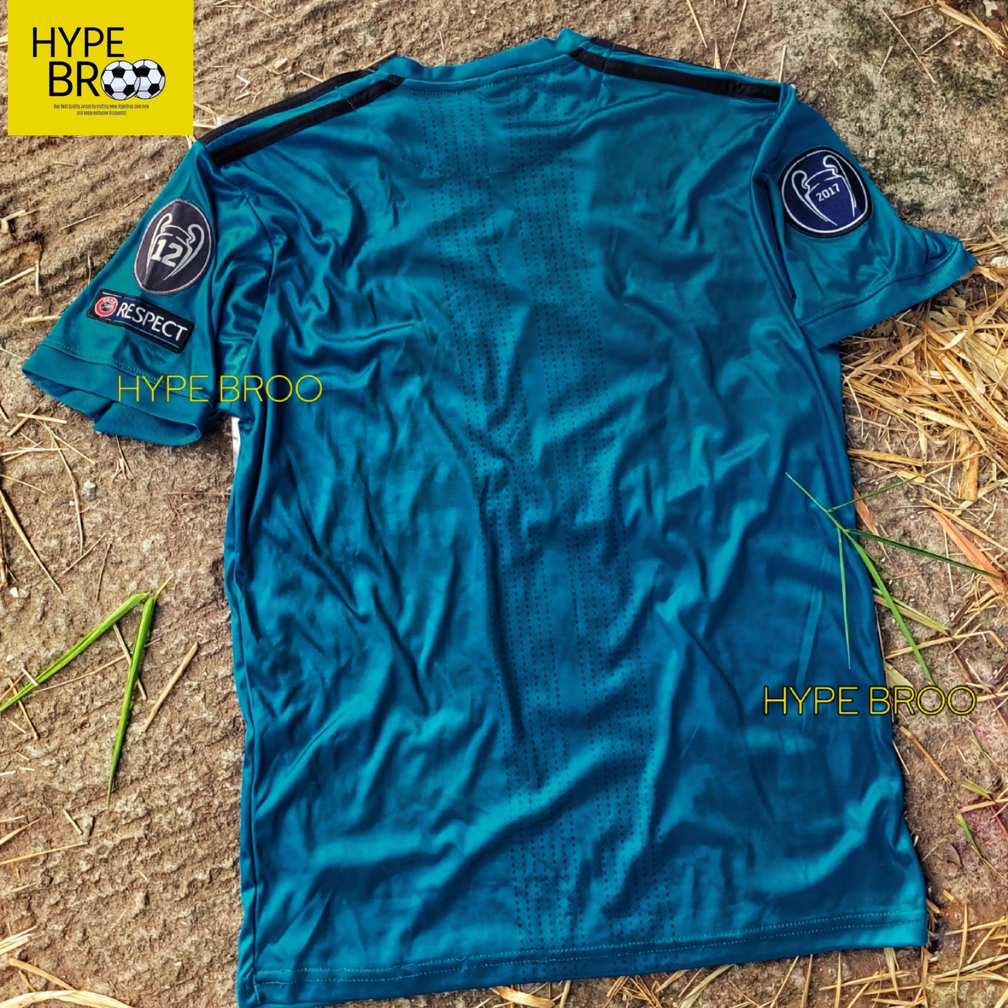 Real Madrid 2017-18 third jersey back view