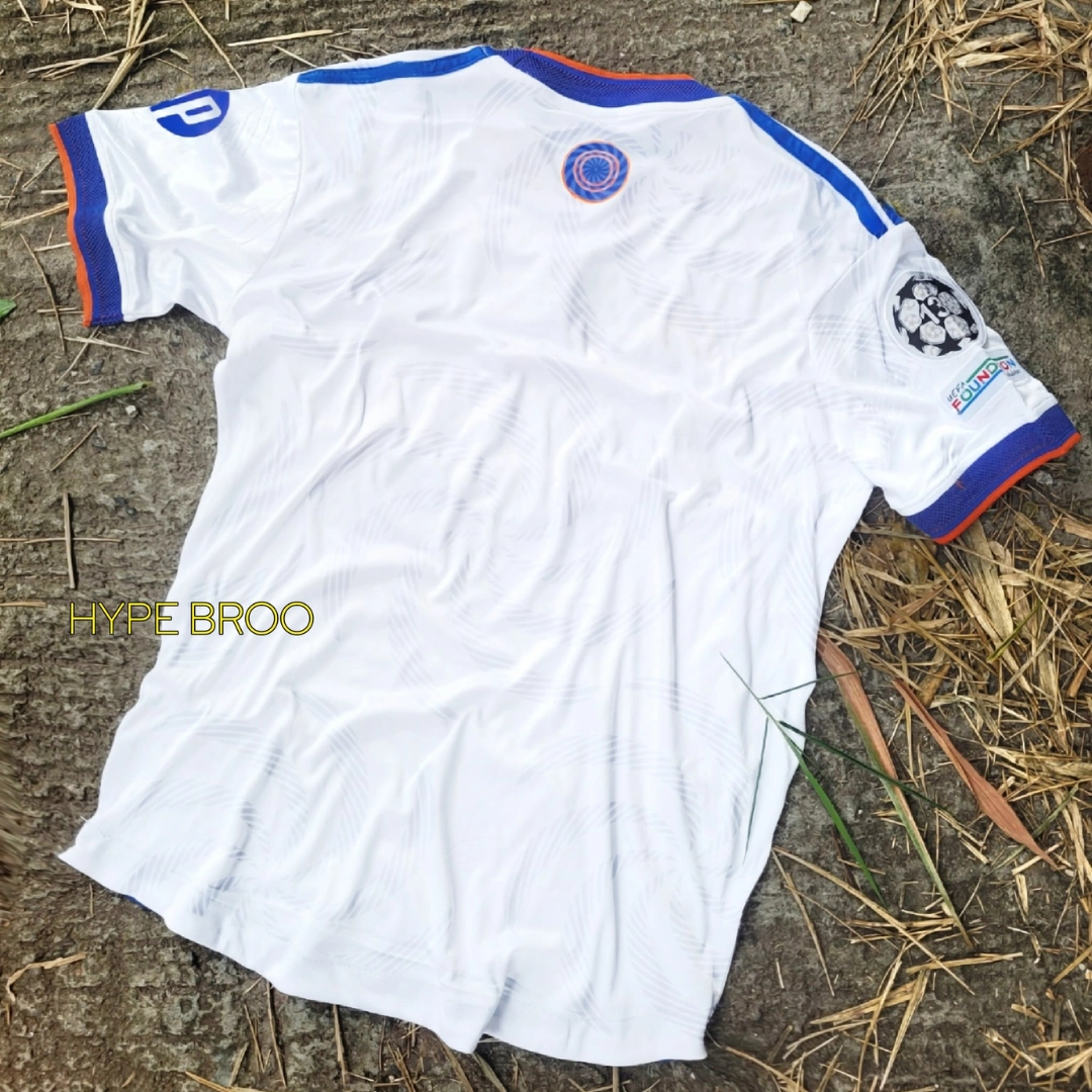 Real Madrid Home Kit 2021/22 – Retro Premium | Hypebroo - Image 6